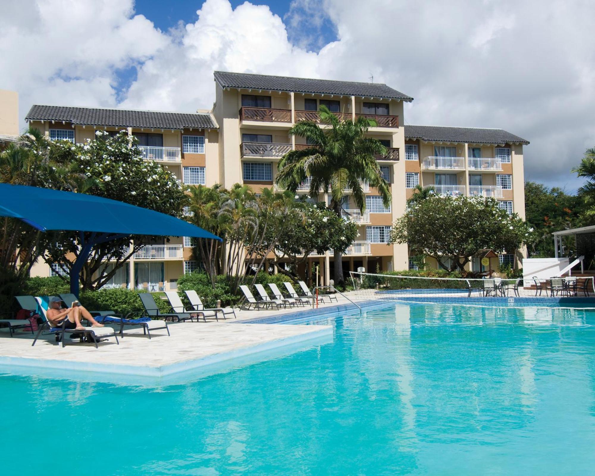 Divi Southwinds Beach Resort Christ Church Exteriér fotografie